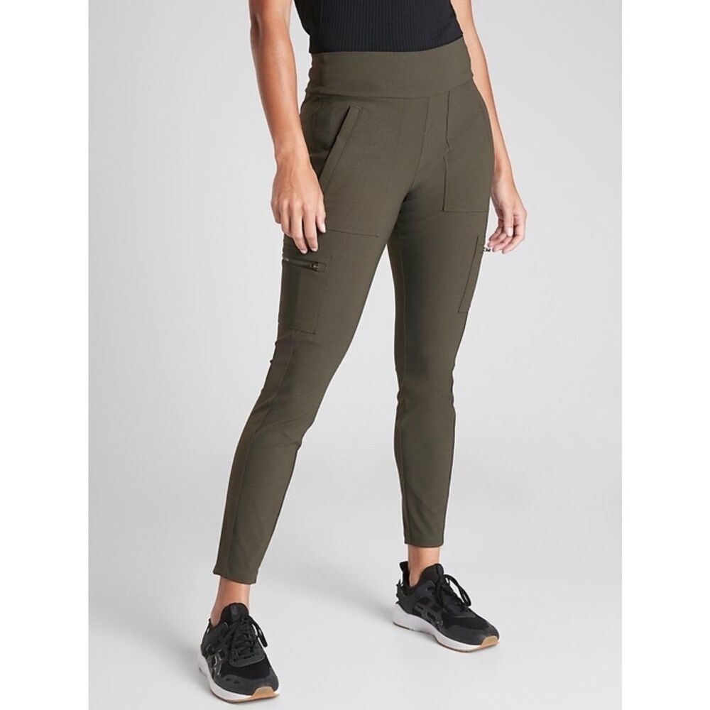 Athleta Headlands Hybrid Cargo Peat Green size 2